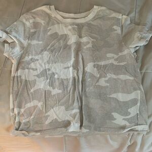 Camo T shirt Size small